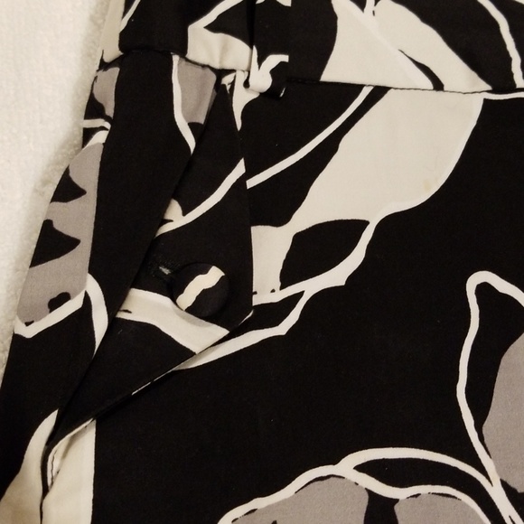 black, grey and white shorts - Picture 3 of 4